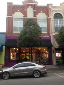 Lange Eye Care Uptown Optical Gallery and Nutrition Center